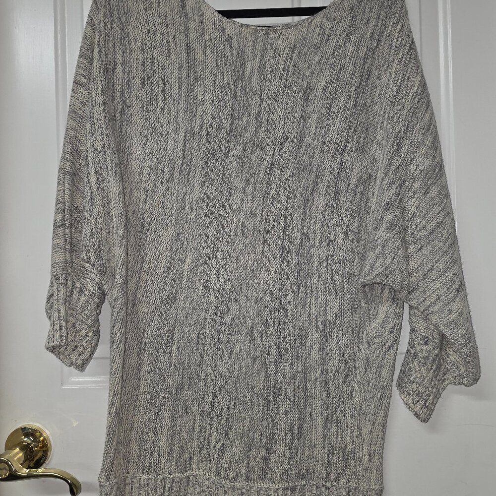 Oversized sweater 3/4 sleeves size large xlarge